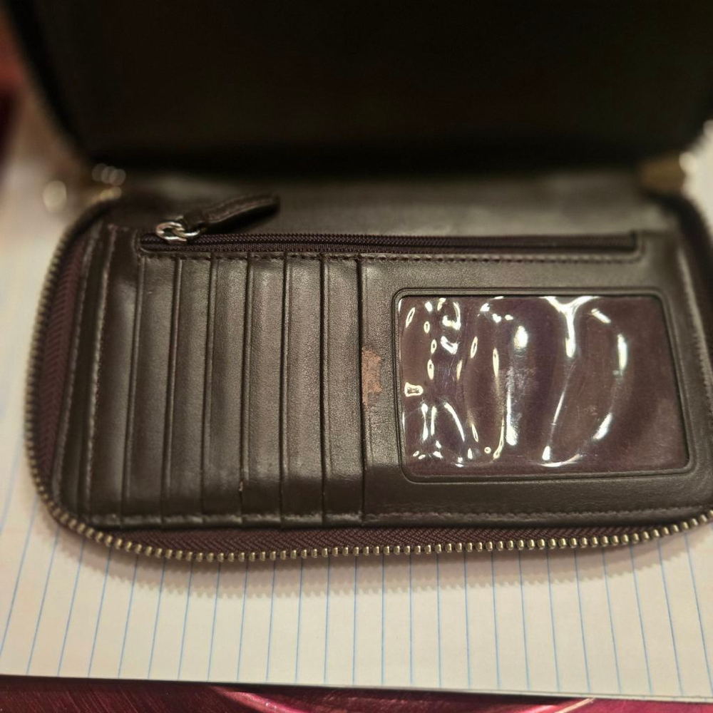 Michael Kors Genuine Snake Skin Wallet 🐍✨ - Picture 5 of 5